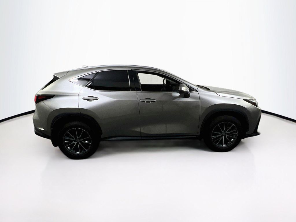 صورة 4 لـ 2024 Lexus NX 350 NX 350 AWD