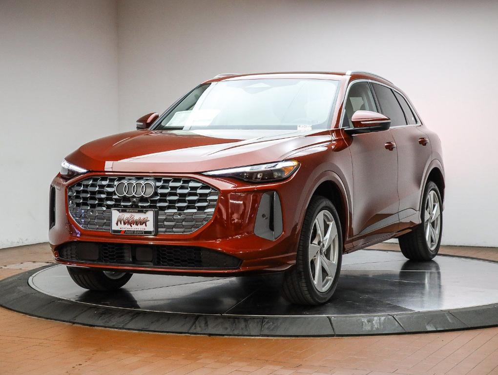 New 2025 Audi Q5 2.0T quattro Premium