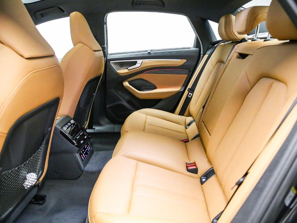 2026 AUDI A6 BASE — миниатюра 21