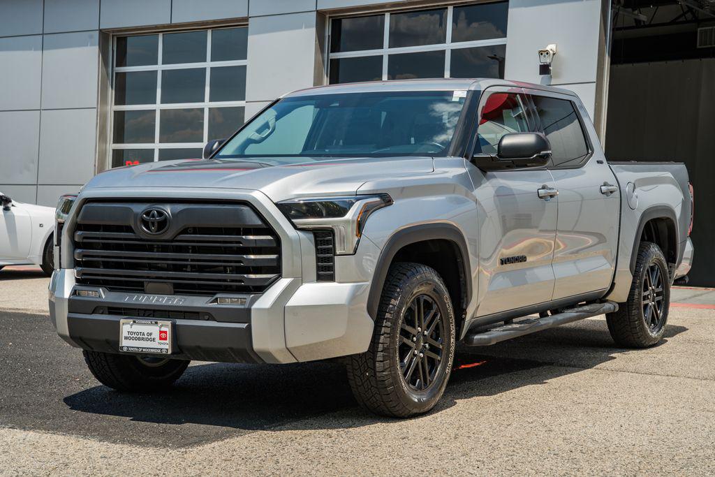 TOYOTA TUNDRA - 3