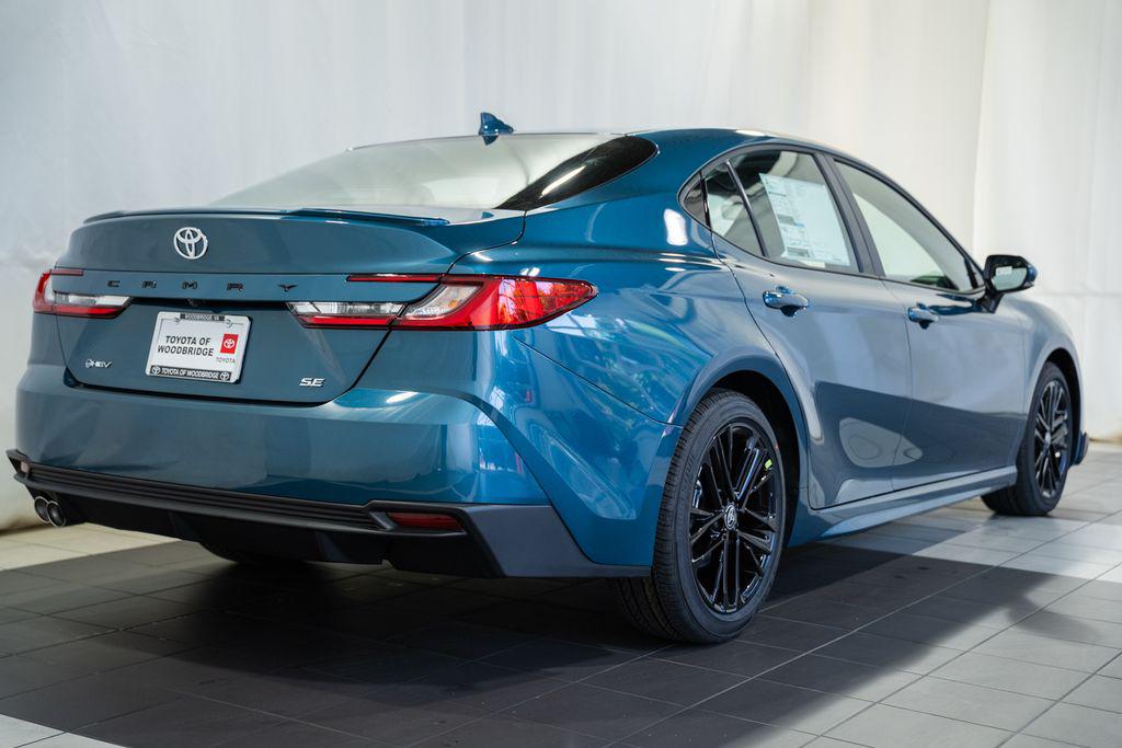 TOYOTA CAMRY - 4