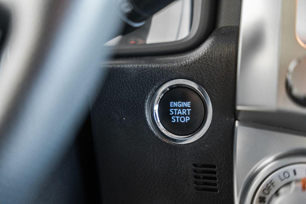2023 Toyota 4RUNNER SR5 PREMIUM — миниатюра 24