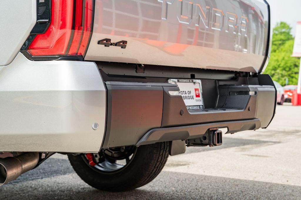 TOYOTA TUNDRA - 7