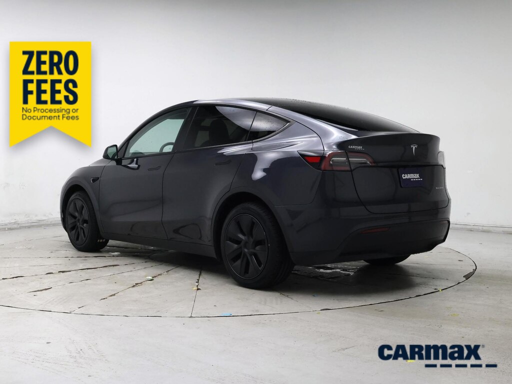 TESLA MODEL Y LONG RANGE - 2