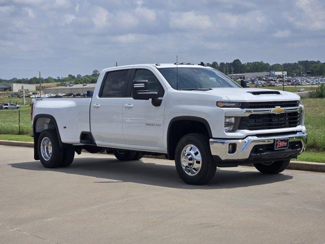 New 2026 Chevrolet Silverado 3500 LT