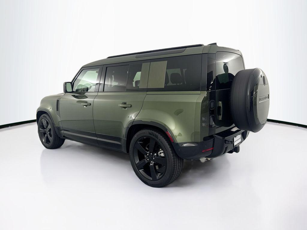 صورة 7 لـ 2026 LAND Rover DEFENDER P400 X-DYNAMIC SE