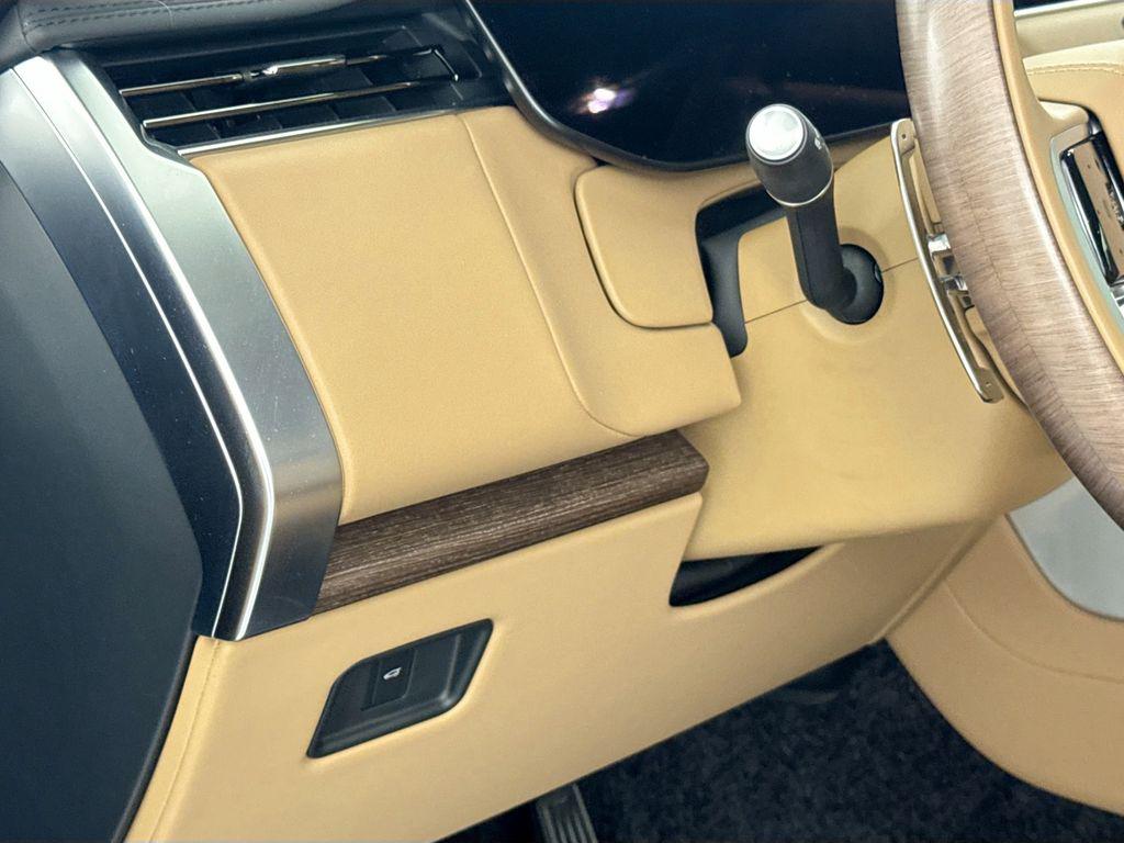 صورة مصغرة 10 لـ 2025 LAND Rover RANGE ROVER P400 SE 7 SEAT