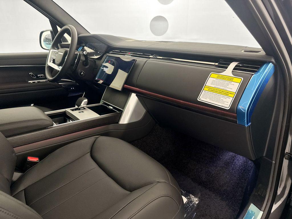 صورة مصغرة 31 لـ 2026 LAND Rover RANGE ROVER P400 SE