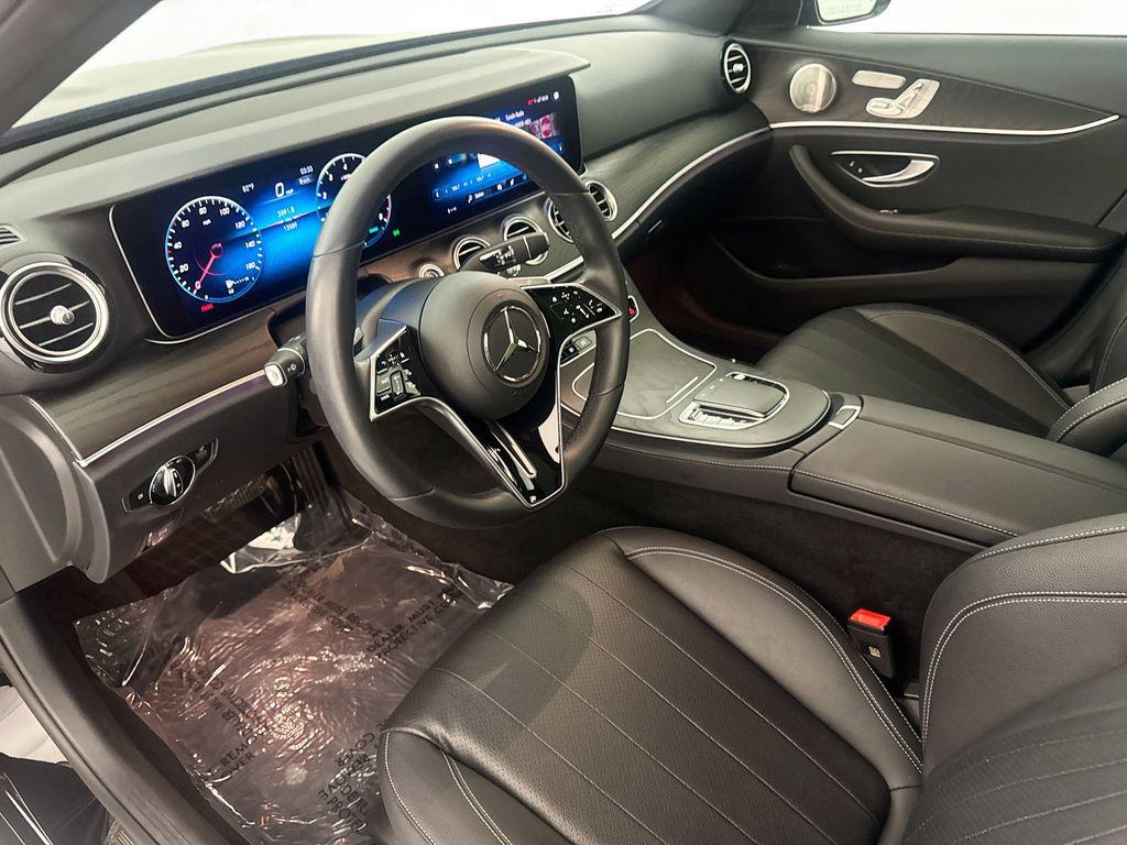 MERCEDES-BENZ E-CLASS - 9