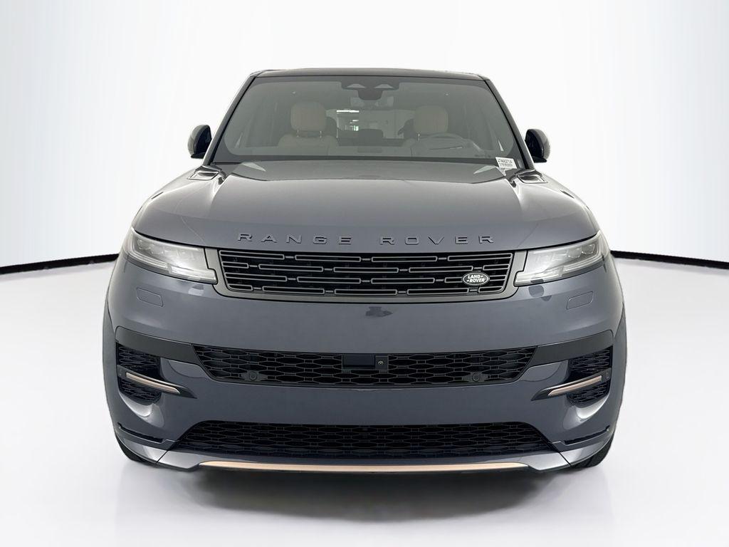 صورة 2 لـ 2026 LAND Rover RANGE ROVER SPORT SE