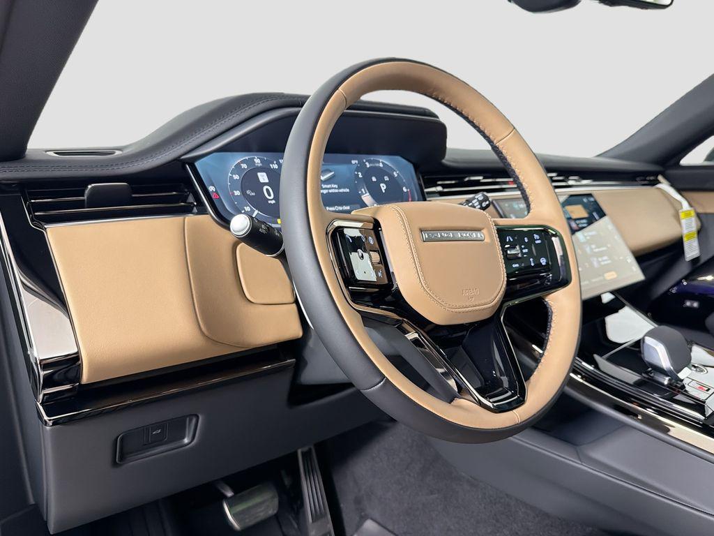 2026 LAND Rover RANGE ROVER SPORT SE photo 9