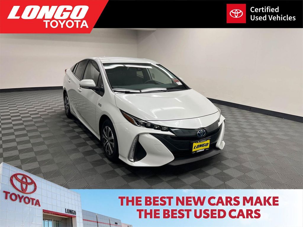 Certified 2022 Toyota Prius Prime XLE