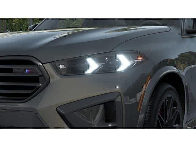 صورة 6 لـ 2026 BMW X5 M BASE