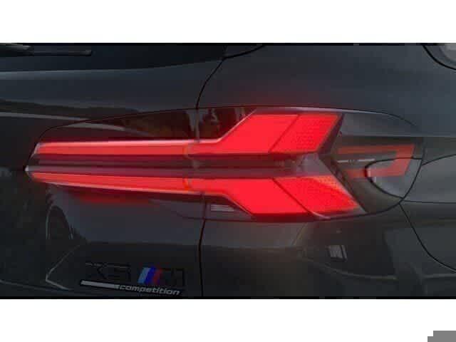 صورة 8 لـ 2026 BMW X5 M BASE