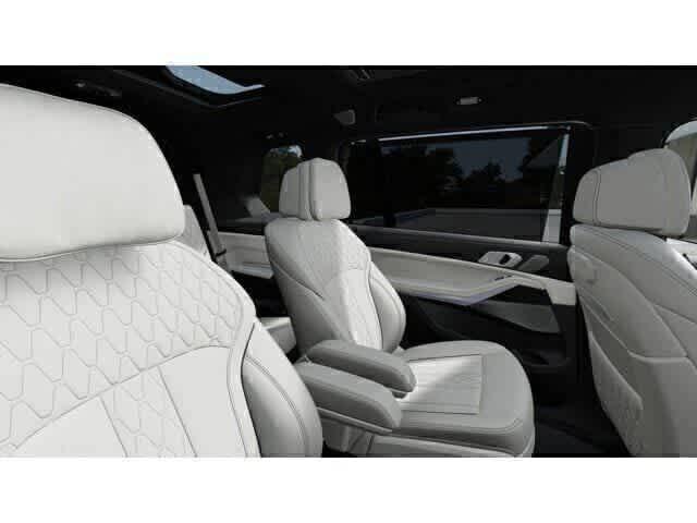 2027 BMW X7 M60I 缩略图 12