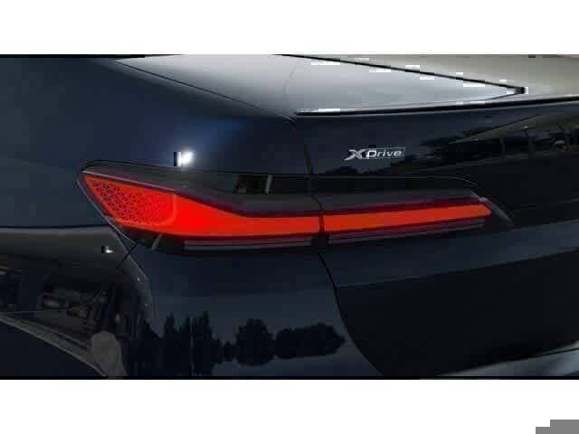 صورة 8 لـ 2026 BMW 740 XDRIVE