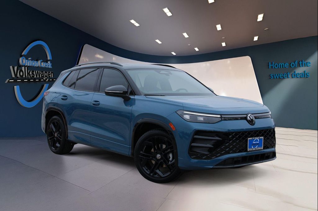 New 2026 Volkswagen Tiguan 2.0T SE R-Line Black