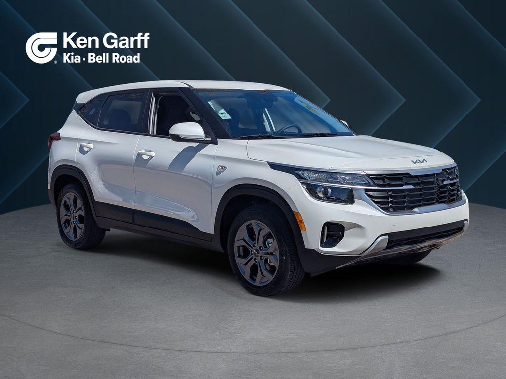 New 2026 Kia Seltos LX