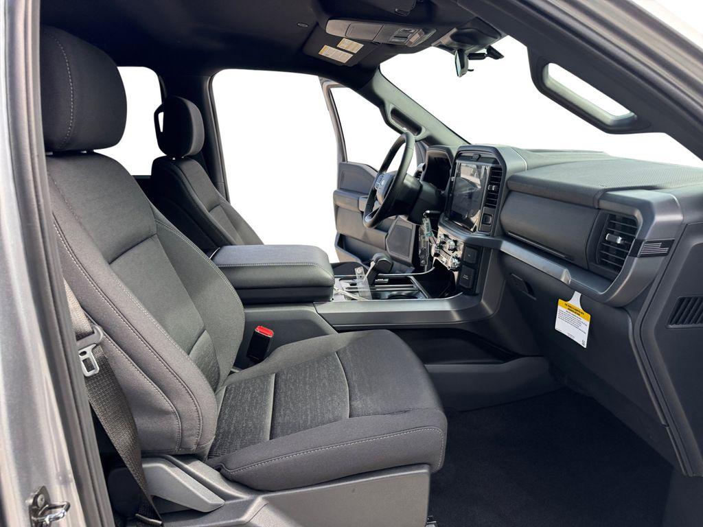 صورة مصغرة 17 لـ 2026 FORD F-150 XLT