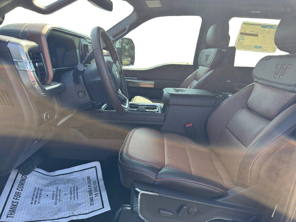2026 FORD F-350 KING RANCH — миниатюра 11