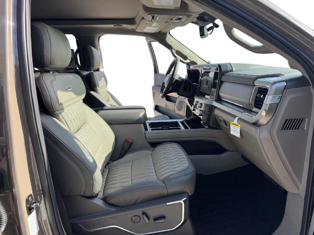 صورة مصغرة 18 لـ 2026 FORD F-350 PLATINUM