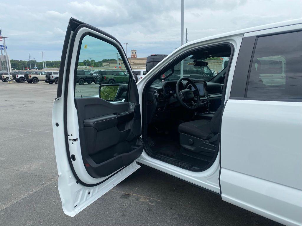 2026 FORD F-150 STX — миниатюра 11