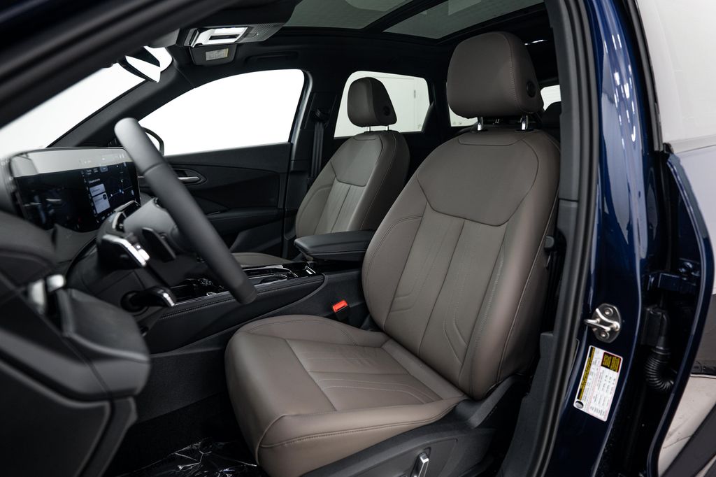صورة مصغرة 15 لـ 2026 AUDI Q3 S LINE