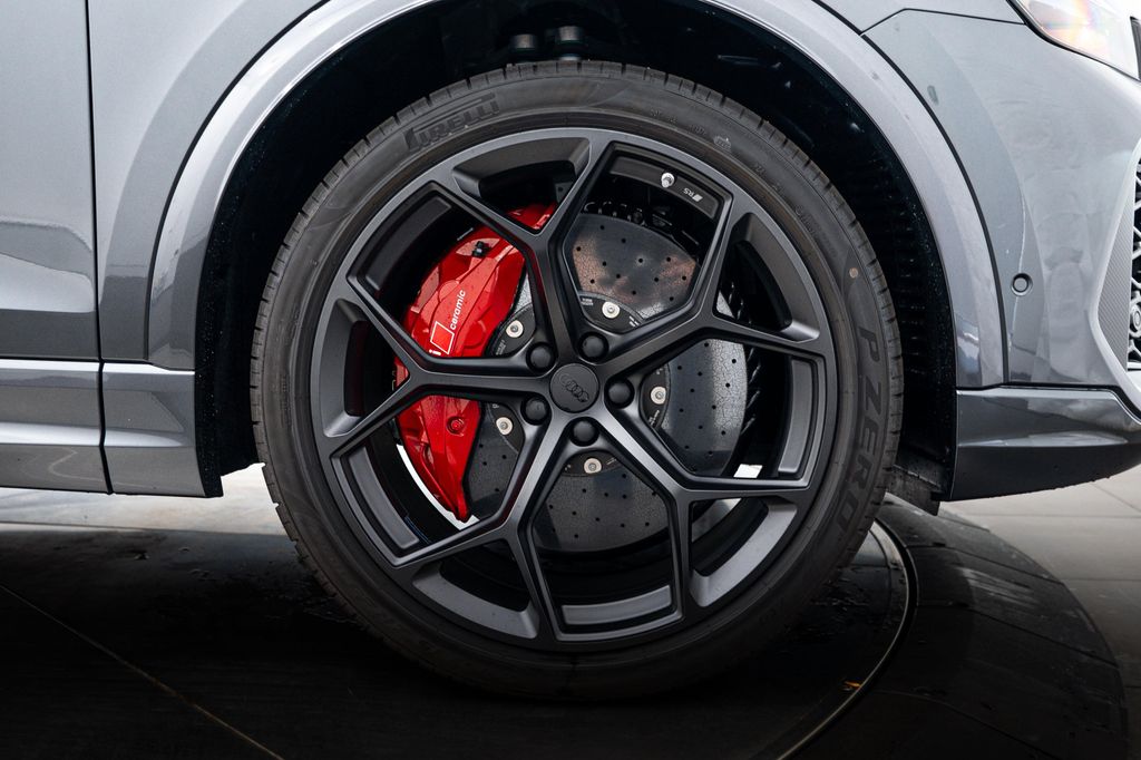 صورة مصغرة 26 لـ 2026 AUDI RS Q8 4.0T