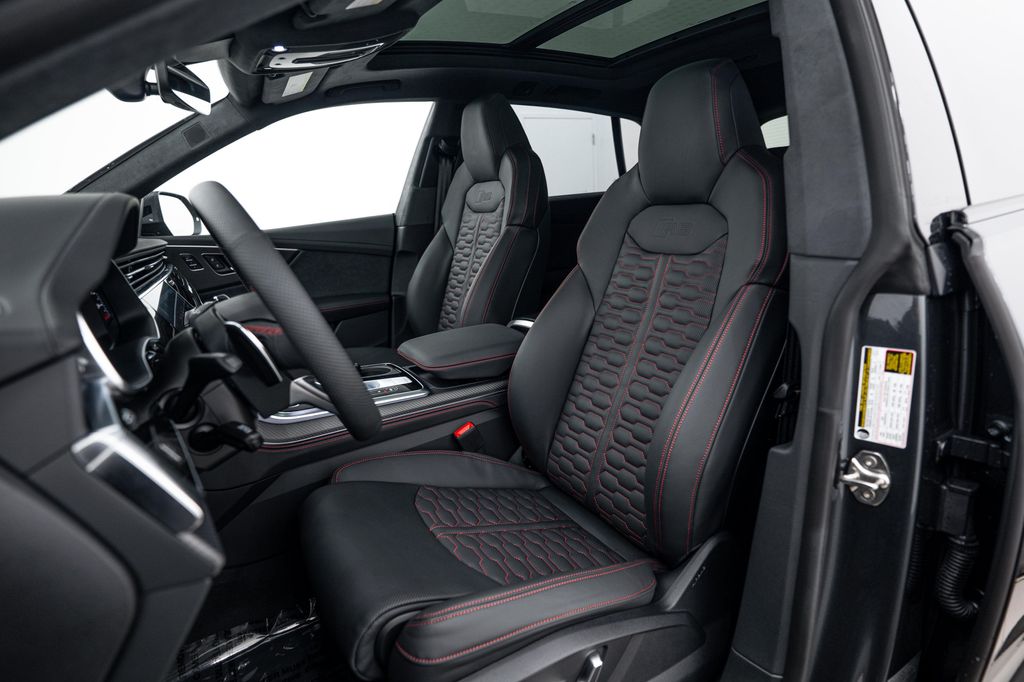 صورة مصغرة 16 لـ 2026 AUDI RS Q8 4.0T