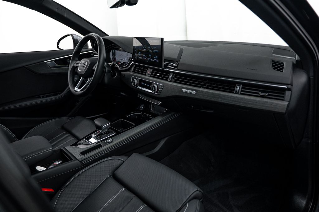 صورة 8 لـ 2023 AUDI A4 45 S LINE PREMIUM PLUS