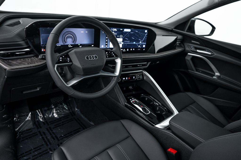 صورة 8 لـ 2026 AUDI Q5 PREMIUM PLUS