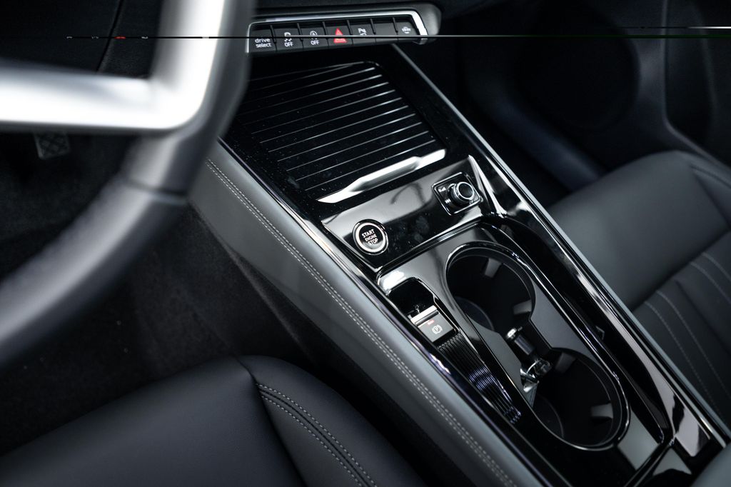 2026 AUDI Q3 S LINE 照片 10