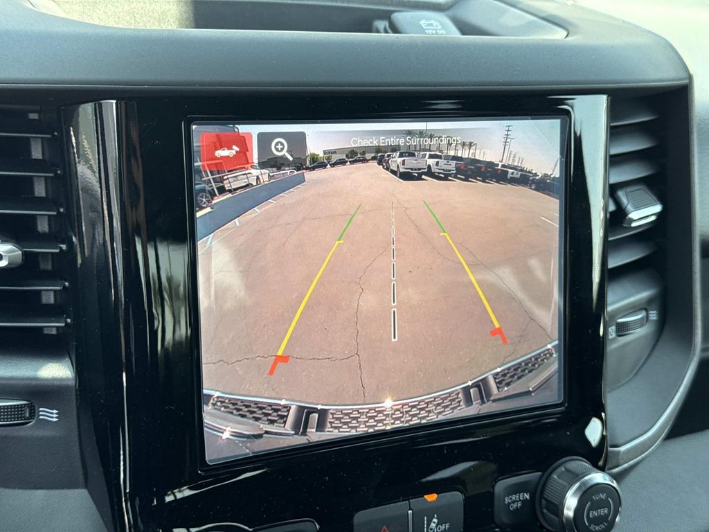 صورة مصغرة 16 لـ 2026 RAM 1500 TRADESMAN