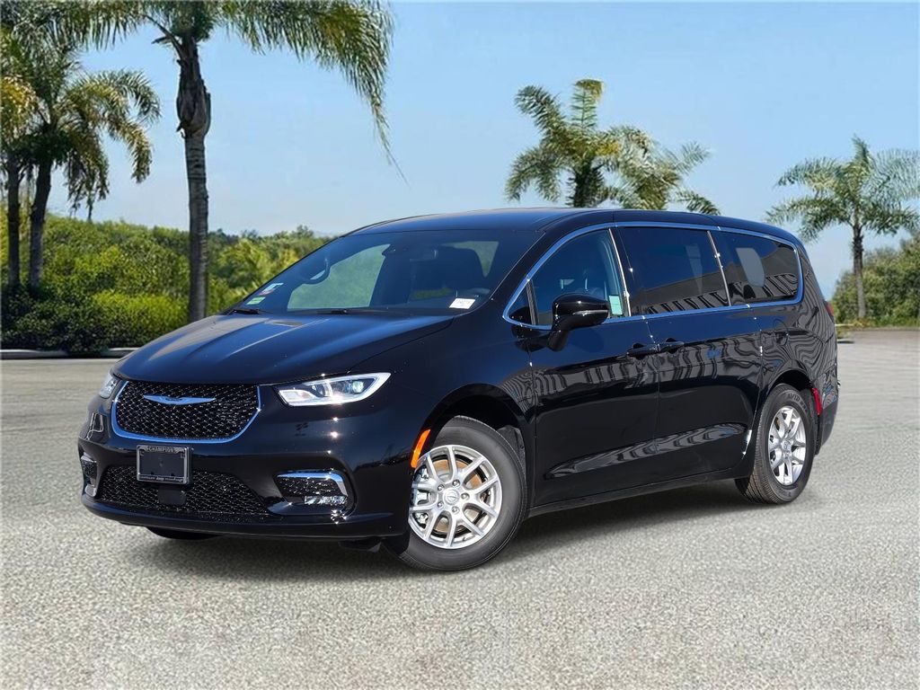 New 2026 Chrysler Pacifica L