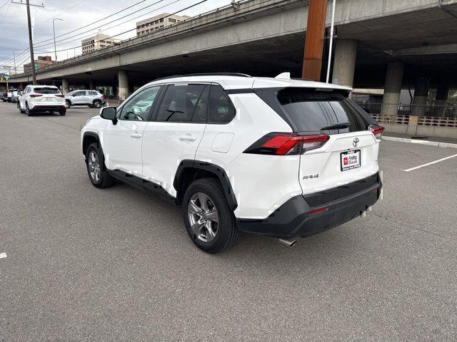 TOYOTA RAV4 - 7