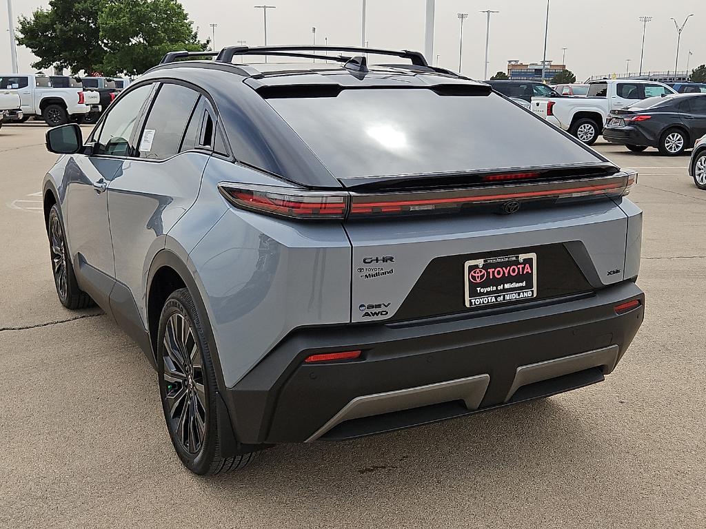 2026 Toyota C-HR XSE 照片 2