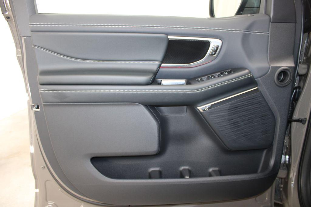 2027 FORD EXPEDITION MAX PLATINUM — миниатюра 18