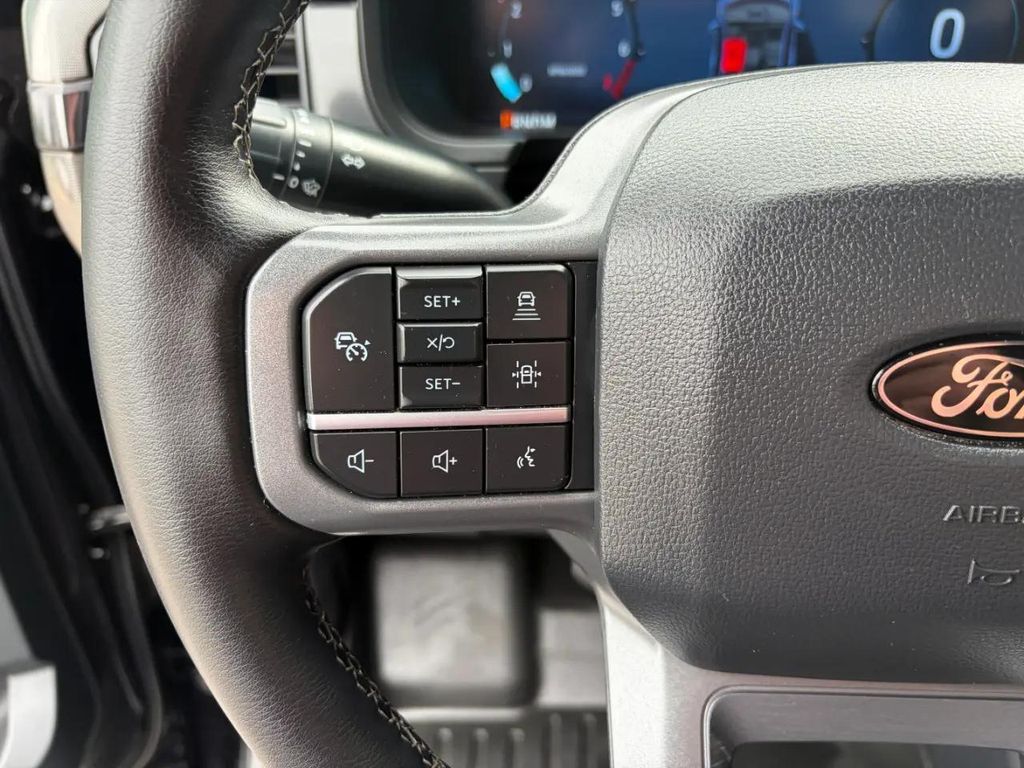 2025 FORD F-150 LARIAT 缩略图 16