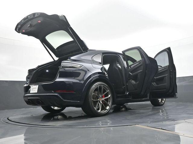 2023 Porsche CAYENNE GTS — миниатюра 27