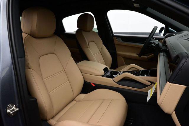 2026 Porsche CAYENNE 缩略图 18