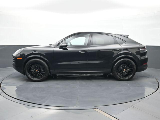2026 Porsche CAYENNE photo 2