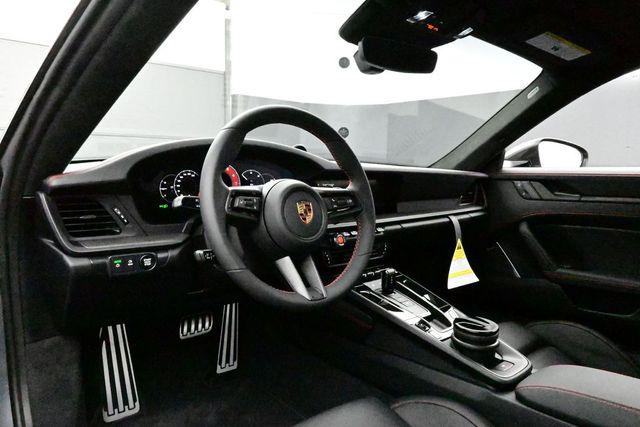 2026 Porsche 911 CARRERA 4S photo 4