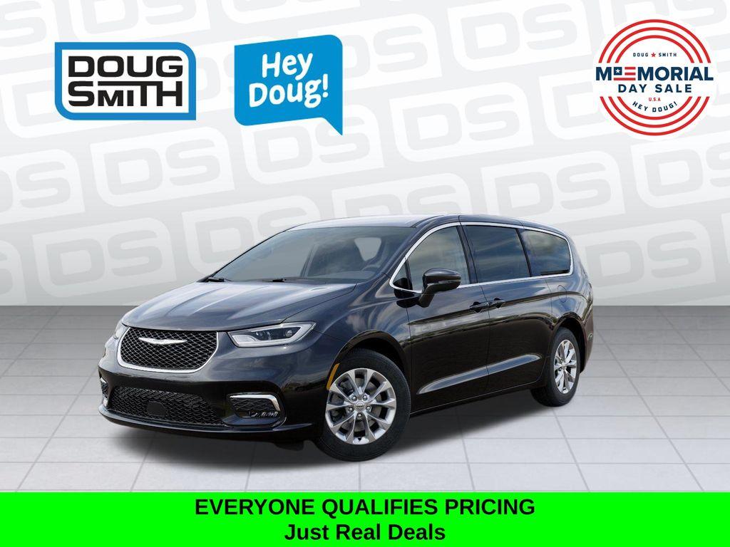 New 2026 Chrysler Pacifica Select