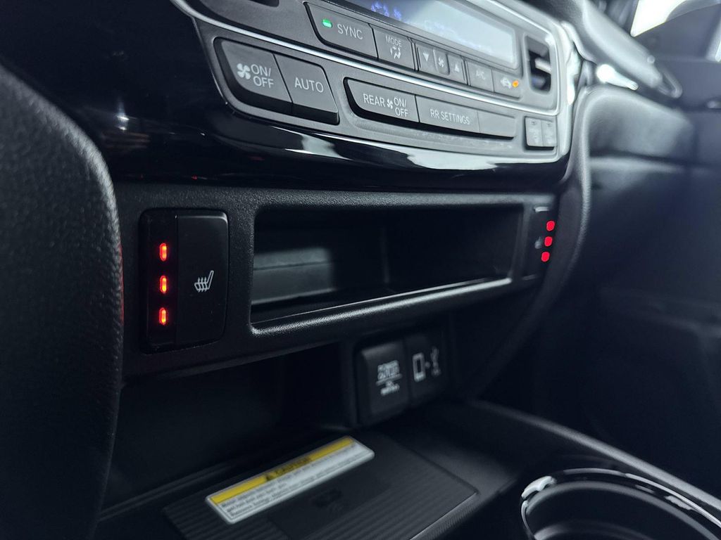 صورة مصغرة 20 لـ 2023 Honda RIDGELINE BLACK
