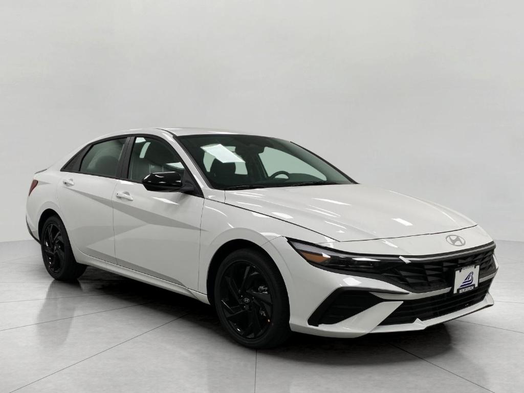 New 2026 Hyundai ELANTRA HEV