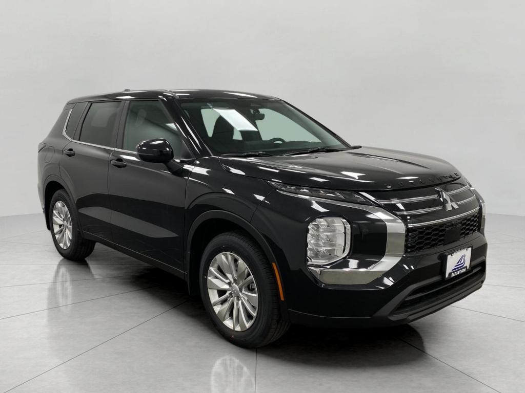 New 2026 Mitsubishi Outlander ES