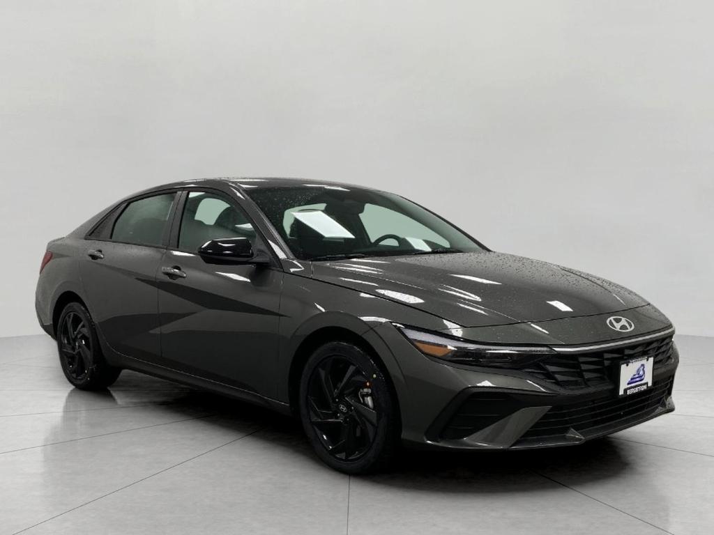New 2026 Hyundai ELANTRA SEL Sport