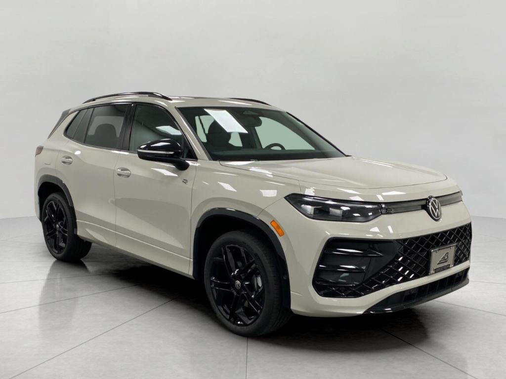 New 2026 Volkswagen Tiguan 2.0T SE R-Line Black