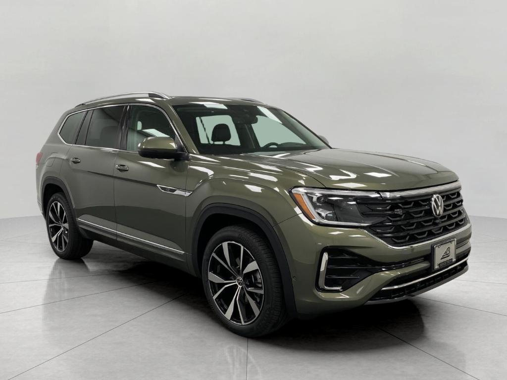 New 2026 Volkswagen Atlas 2.0T SEL Premium R-Line