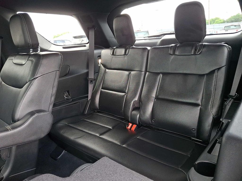 صورة مصغرة 10 لـ 2023 FORD EXPLORER ST